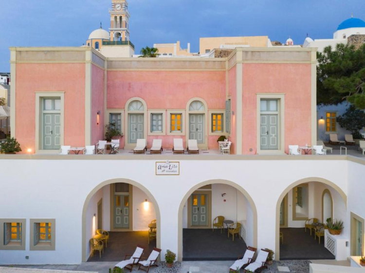 Handpicked boutique hotels Greece, beautiful guest houses and holiday homes