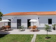 Flamboyant bed & breakfast