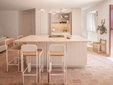 Kitchen, Danna Tavira, Porta 7, Secret Places